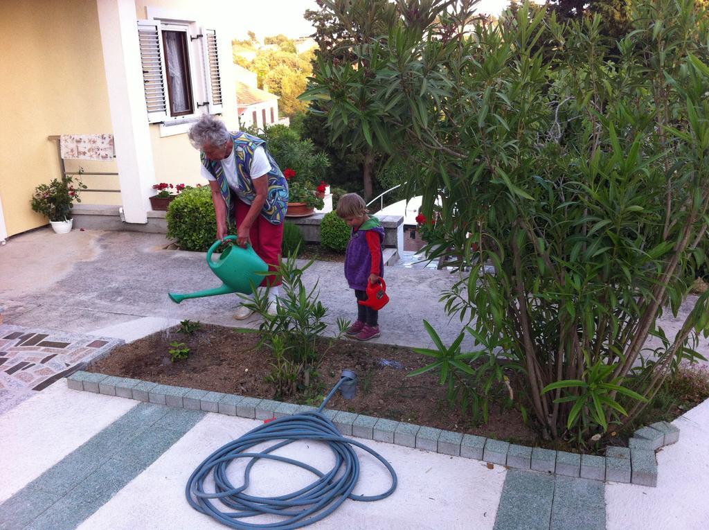 Ždrelac Apartments Prahovic מראה חיצוני תמונה