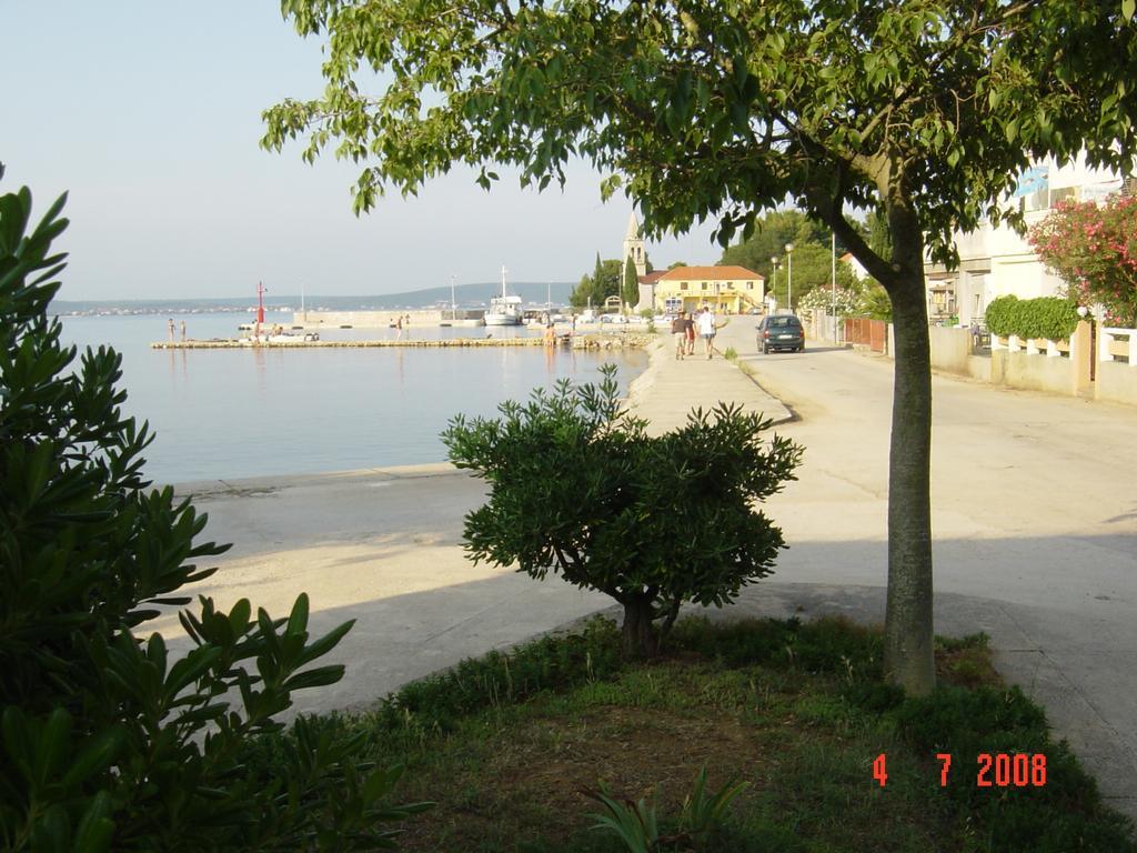 Ždrelac Apartments Prahovic מראה חיצוני תמונה