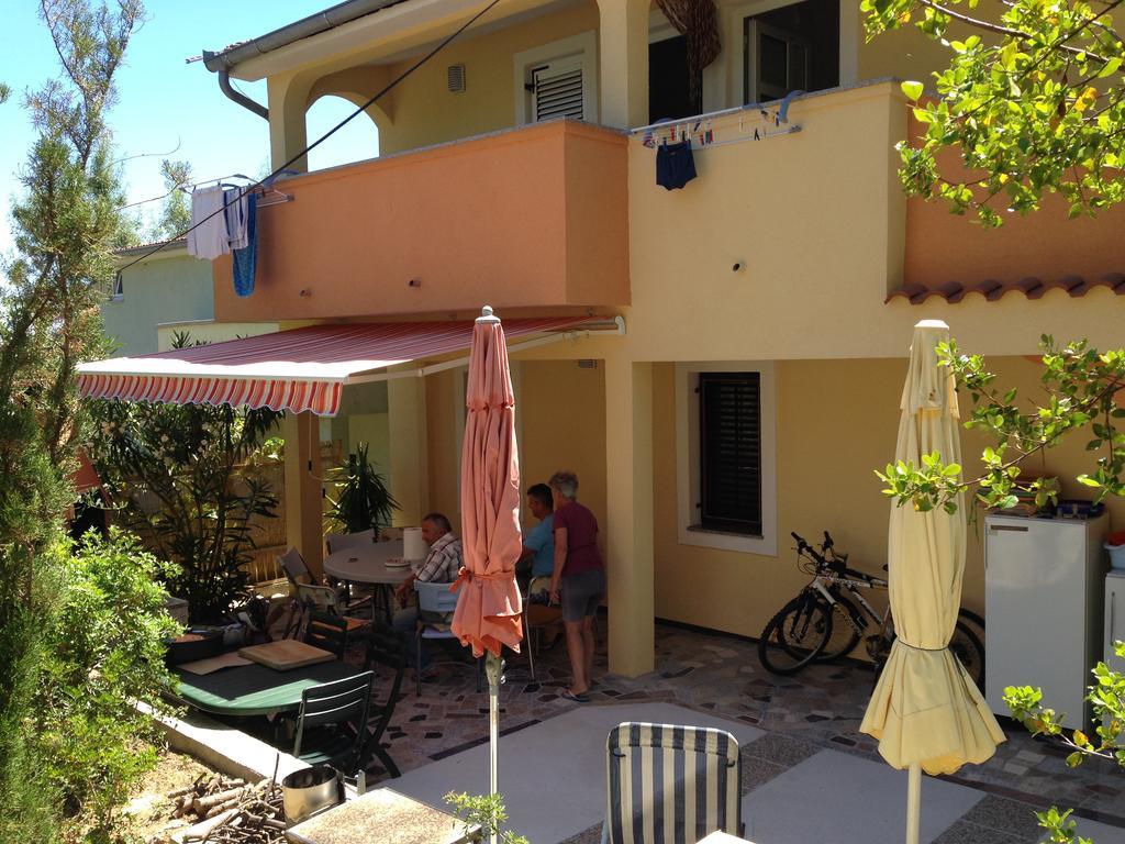 Ždrelac Apartments Prahovic מראה חיצוני תמונה
